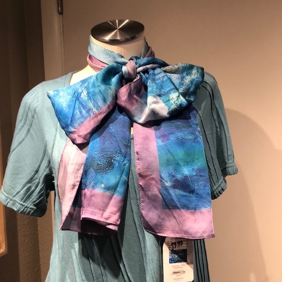 Blue and Purple Women's Scarf - Picture 7 of 16